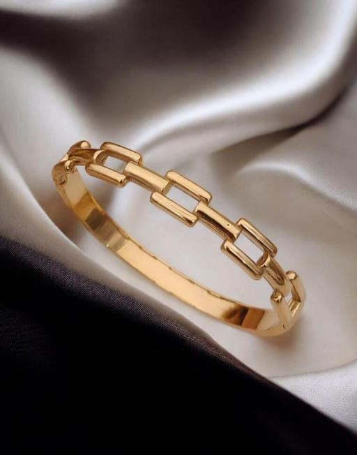 Open Square Link Hinge Bracelet - Delta Swanky Girl