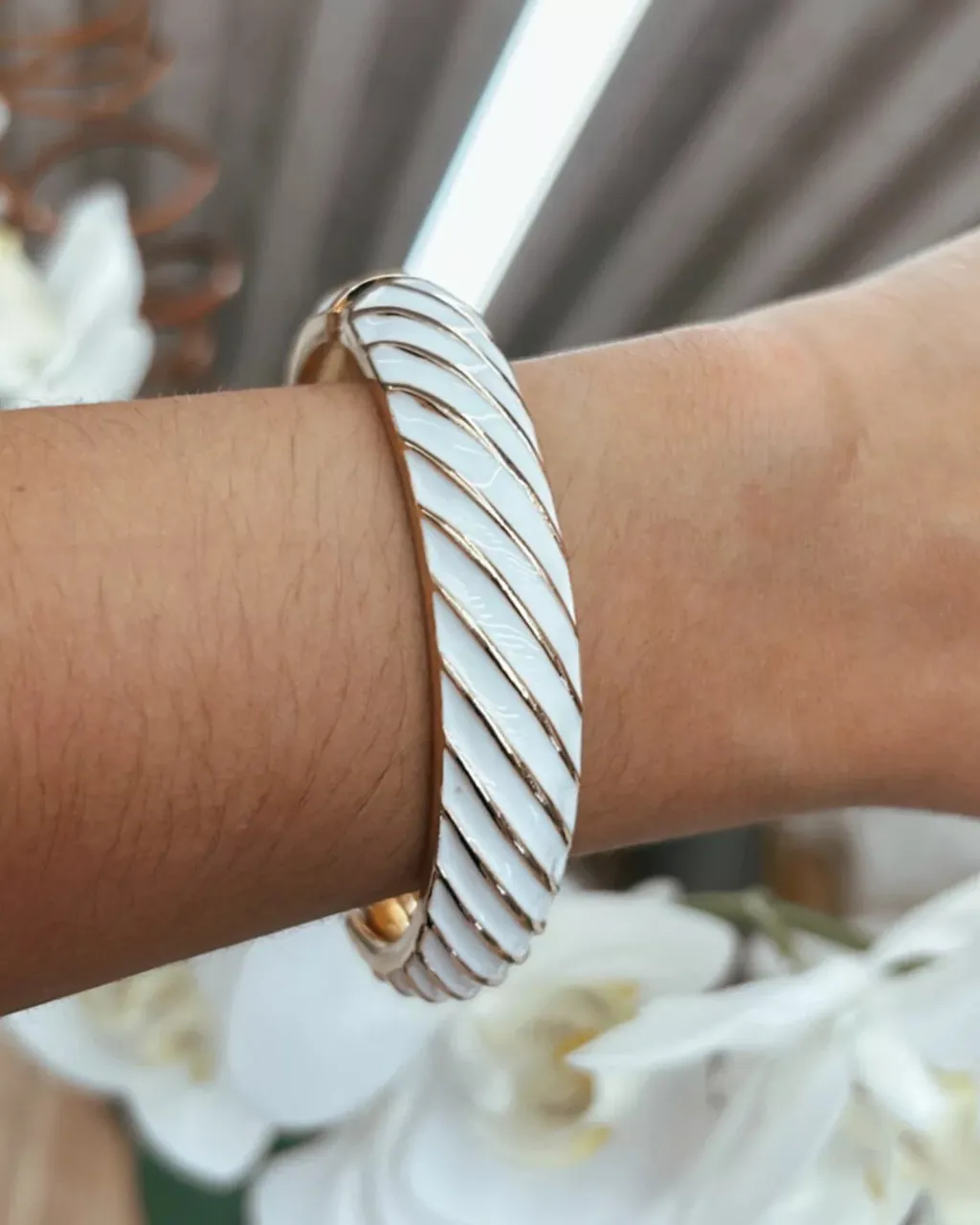 Lolli Enamel Hinge Bangle Bracelet - White