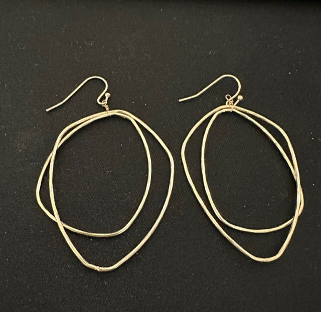 Drop Nest Earring (Gold)