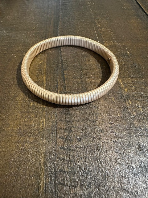 Trinity Bangle (Matte Gold)