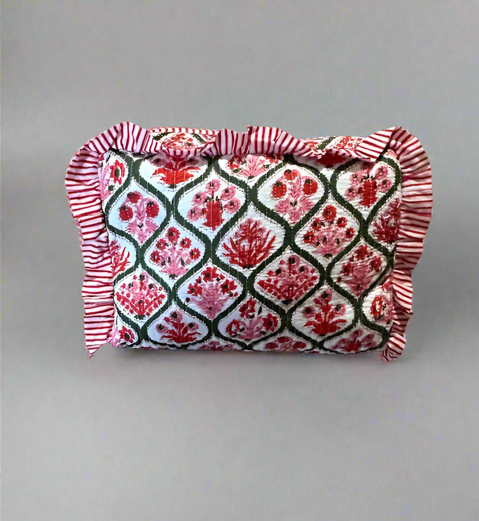 Handmade Quilted Cosmetic Bag - Red Daisy
