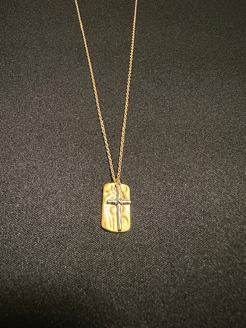 Matthew Cross Necklace (Gold)