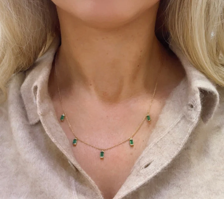 Emerald Station Halo Necklace - Delta Swanky Girl