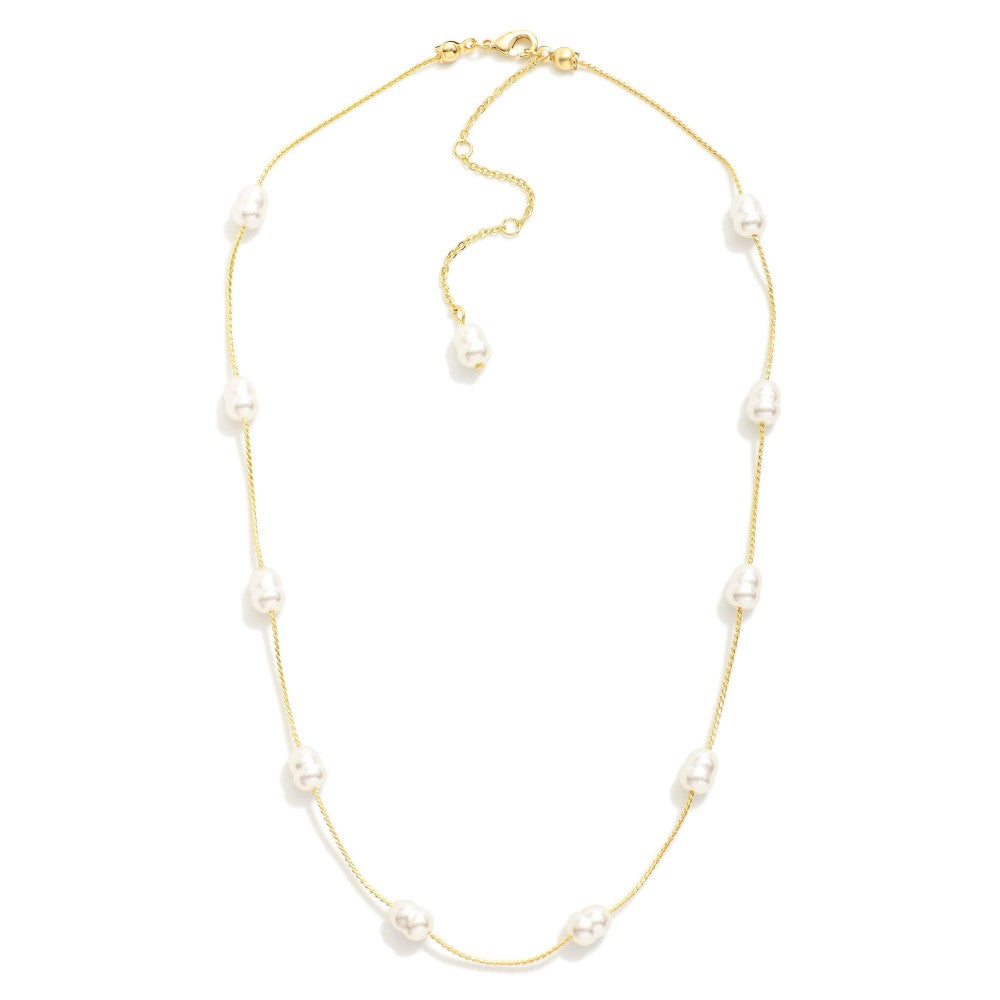 Classic Pearl And Chain Necklace - Delta Swanky Girl