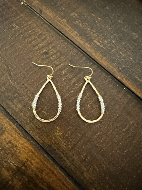 Aster Teardrop Earring (Gold)