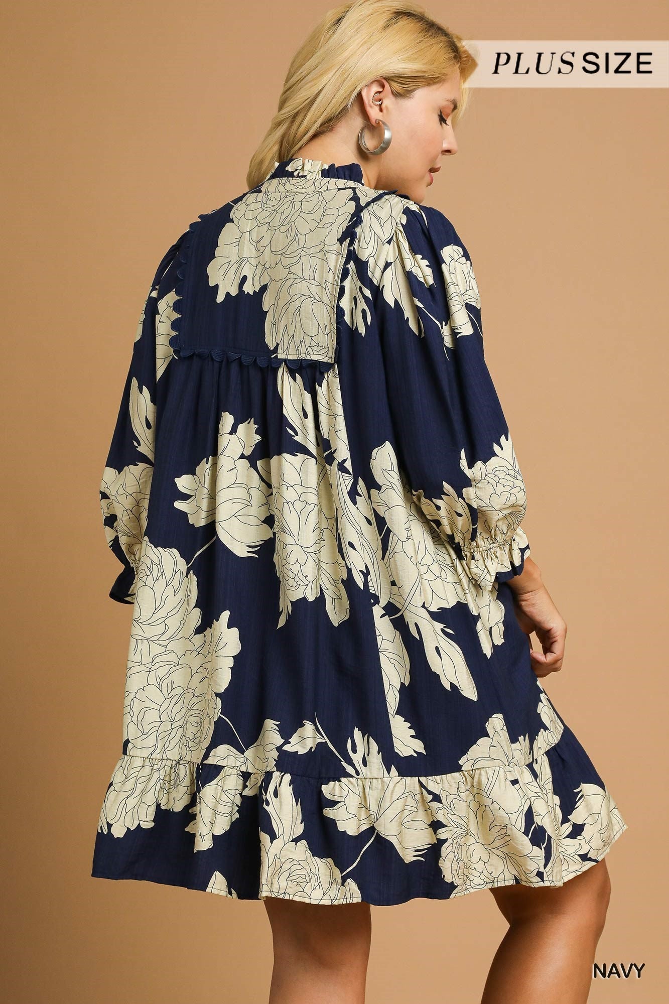 Curvy Southern Roots Floral Dress - Navy