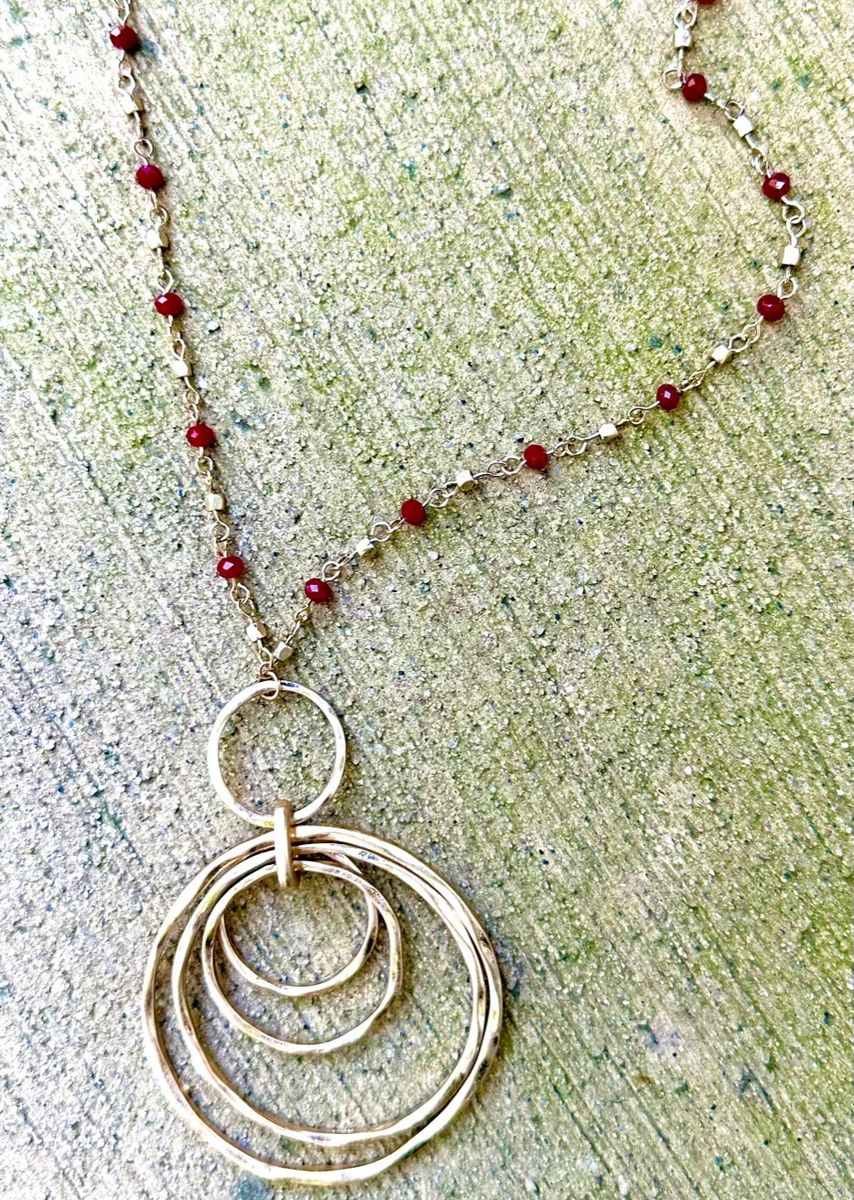 Eleanor Beaded Necklace (Burgundy)