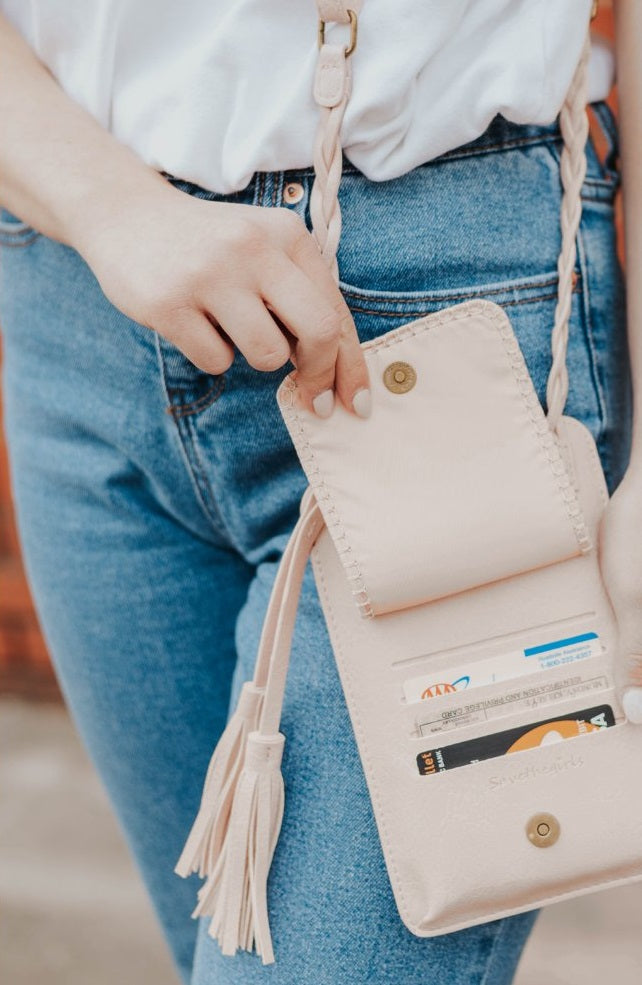 Everyday Girl Crossbody (Bone) - Delta Swanky Girl