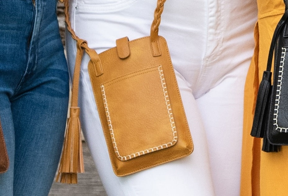 Everyday Girl Crossbody (Honey Mustard) - Delta Swanky Girl