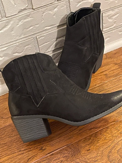 The Sissy Boot (Black) - Delta Swanky Girl