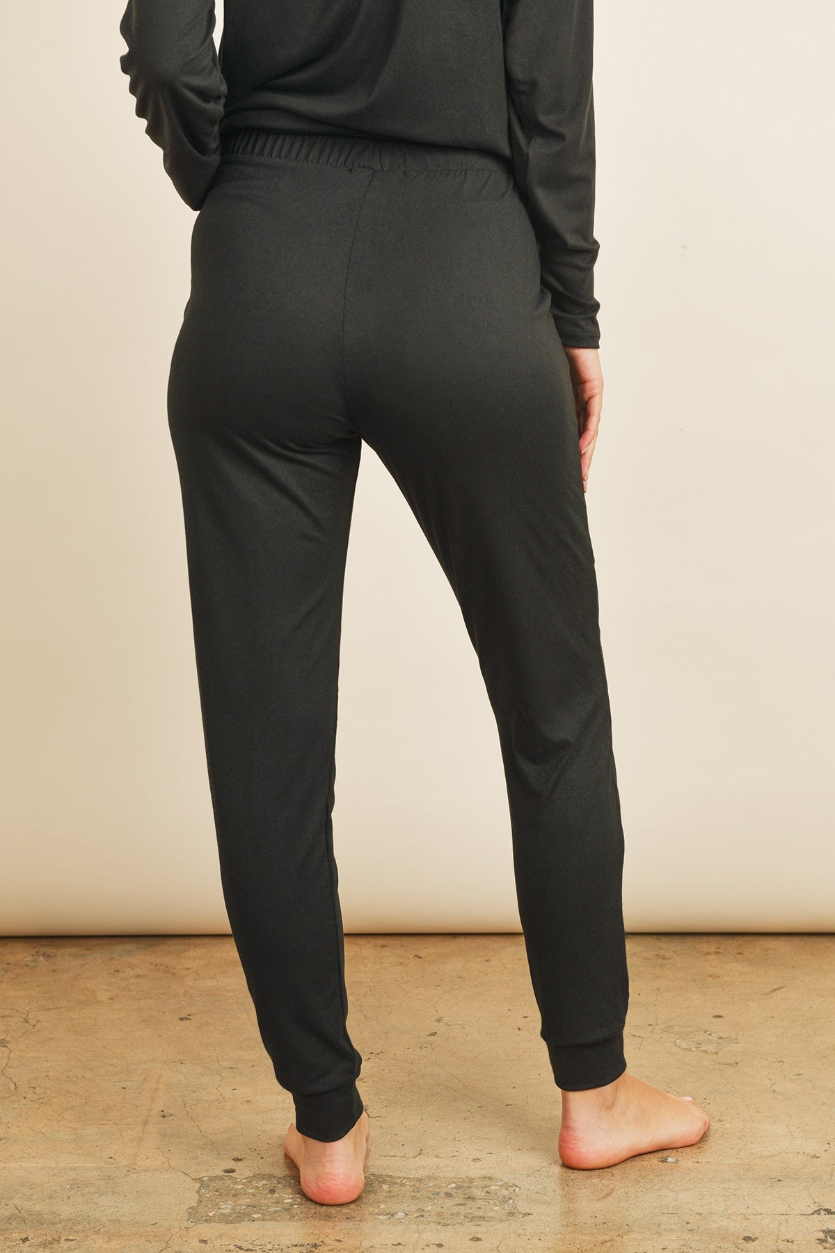 Wild Willow Jogger Set (Black) - Delta Swanky Girl
