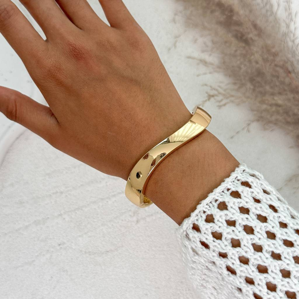 GiGi Wave Hinge Bracelet - Delta Swanky Girl