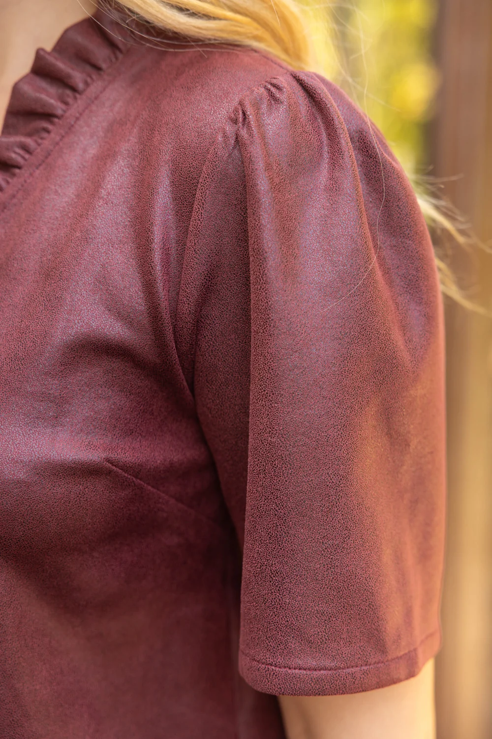 The Burgundy Belle Dress | Ruffle Neck Puff Sleeve Shift Dress