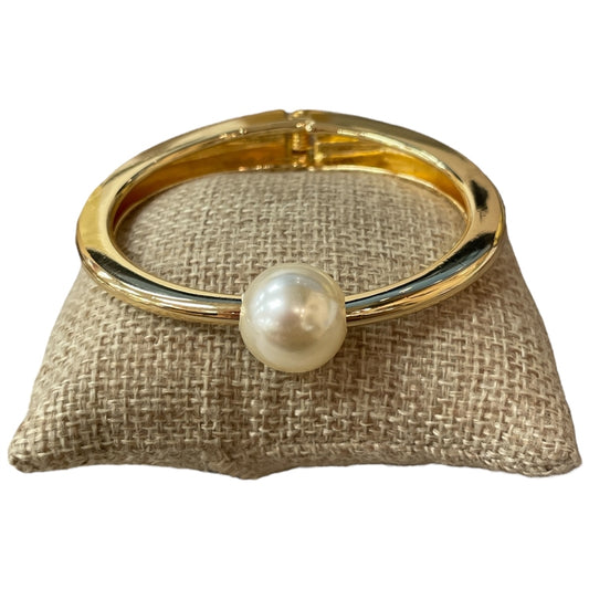 Bold Pearl Spring Hinge Bangle - Delta Swanky Girl