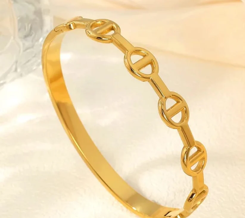 Ophelia Mariner Hinge Bracelet - Delta Swanky Girl