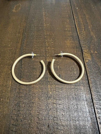 Emma Skinny Hoop Earrings (Gold)