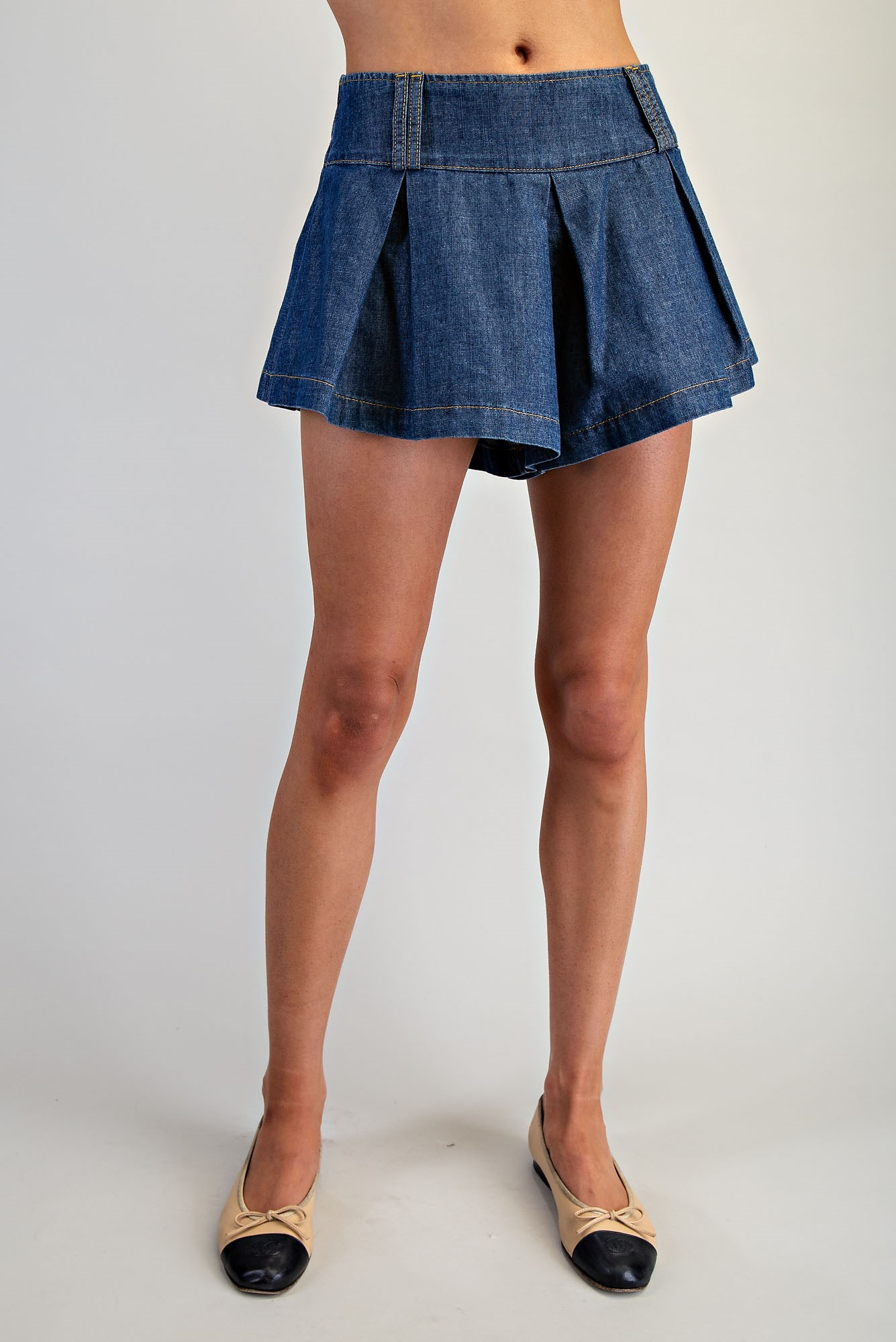 Vintage Denim Pleated Shorts - Delta Swanky Girl