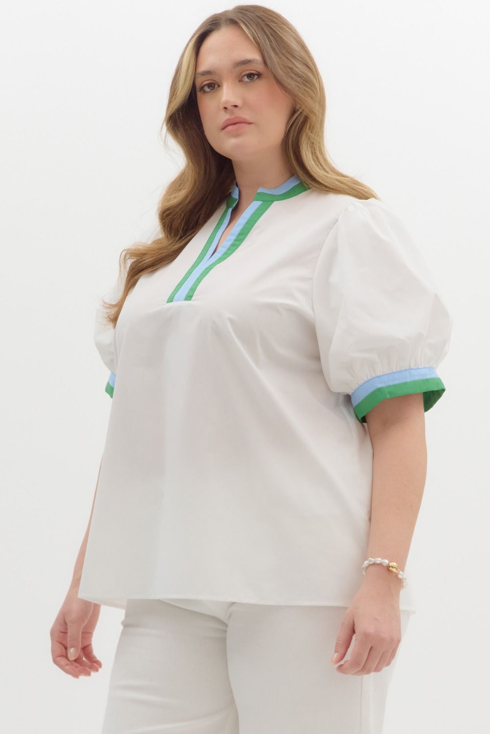 Curvy Afternoon Picnic Top (White)