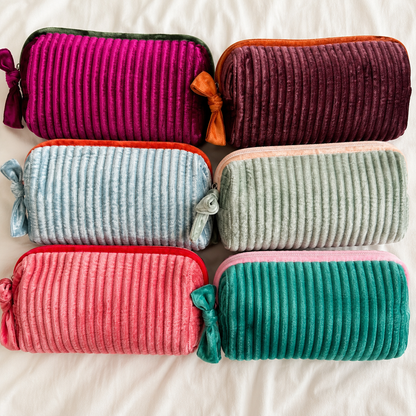 Voyage Velvet Ribbed Essentials Clutch