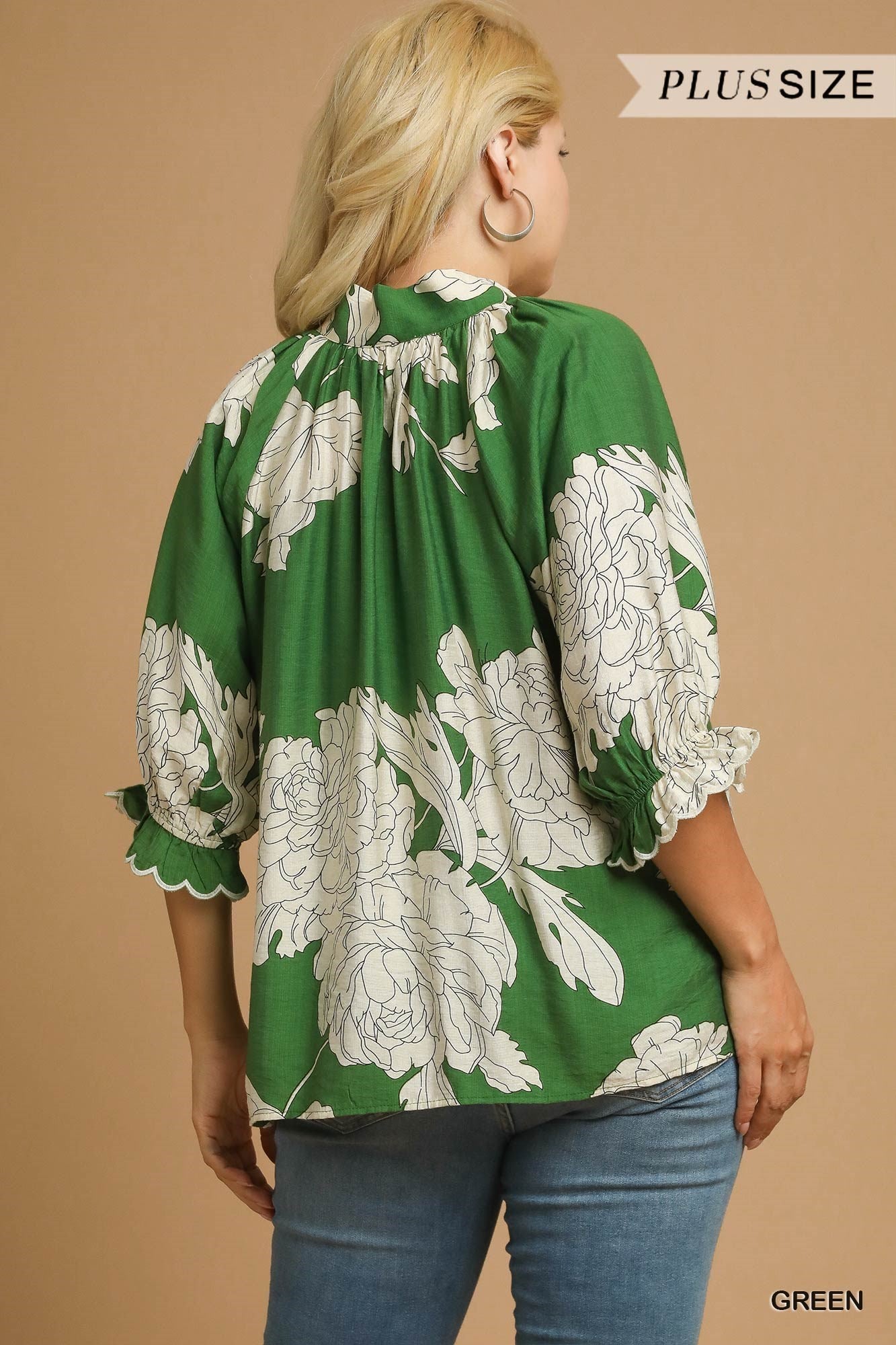 Curvy Verdant Floral Top (Green)